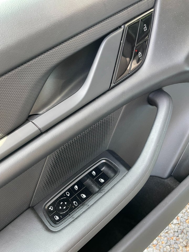 Porsche Taycan 4S 4d