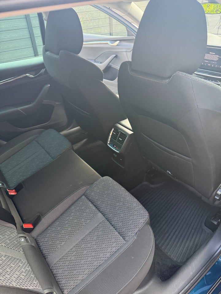 Skoda Octavia 1,4 TSi iV Plus Combi DSG 5d