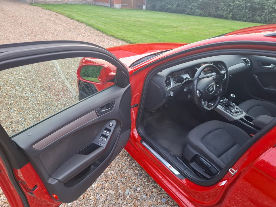 Audi A4 1,8 TFSi 170 S-line Avant 5d