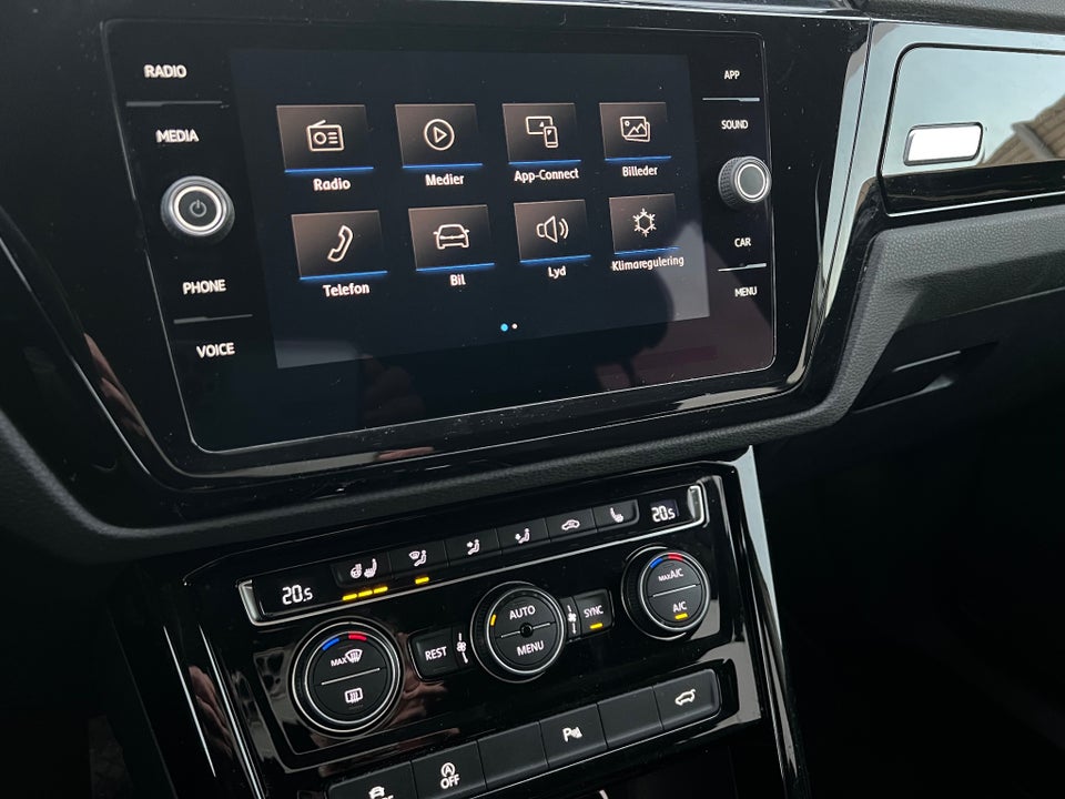 VW Touran 1,5 TSi 150 Highline DSG 7prs 5d