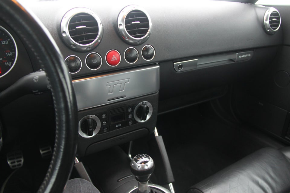 Audi TT 1,8 T 225 Coupé quattro 2d