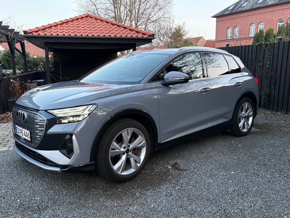 Audi Q4 e-tron 40 S-line 5d