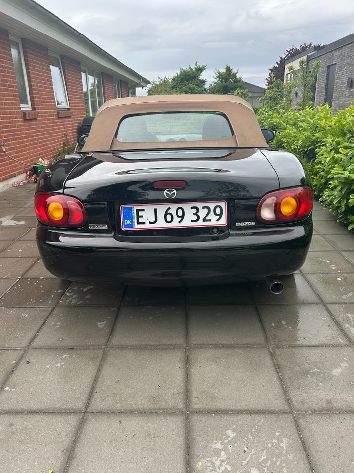 Mazda MX-5 1,6i  2d