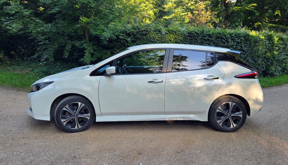 Nissan Leaf 62 e+ Acenta 5d