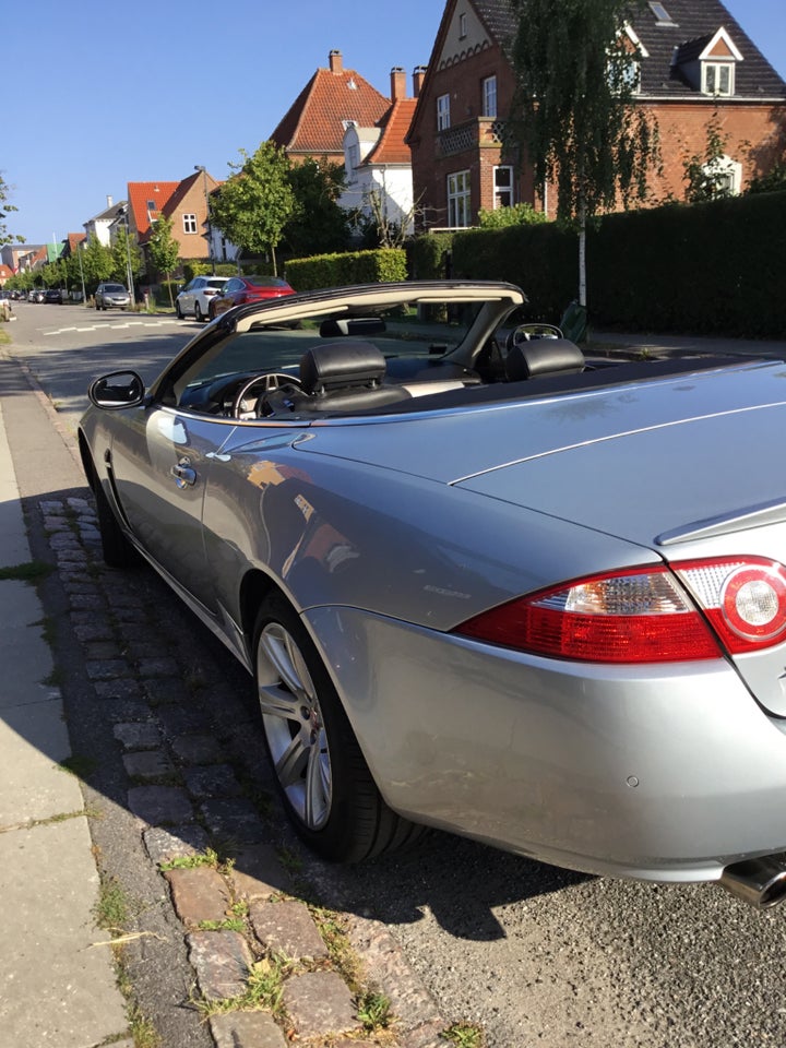 Jaguar XK 4,2 V8 Convertible aut. 2d