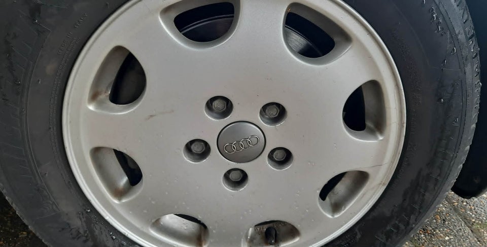 Audi A6 2,4 V6 Tiptr. 4d