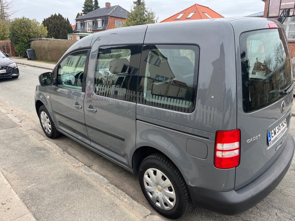 VW Caddy 1,2 TSi 85 Trendline 5d