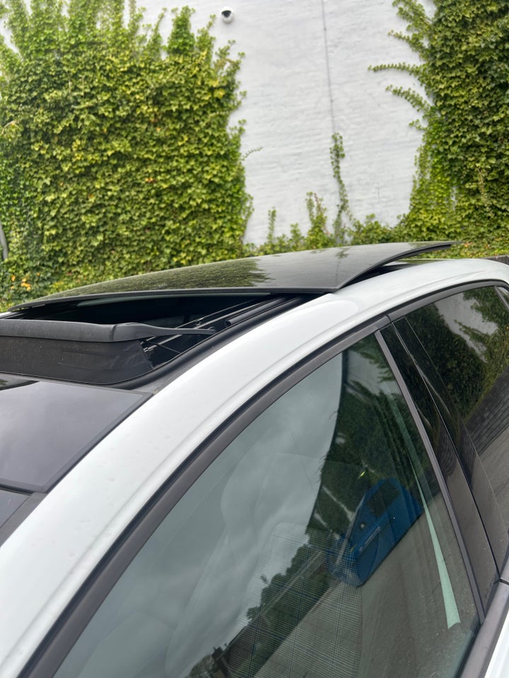 VW Golf VIII 1,4 GTE DSG 5d