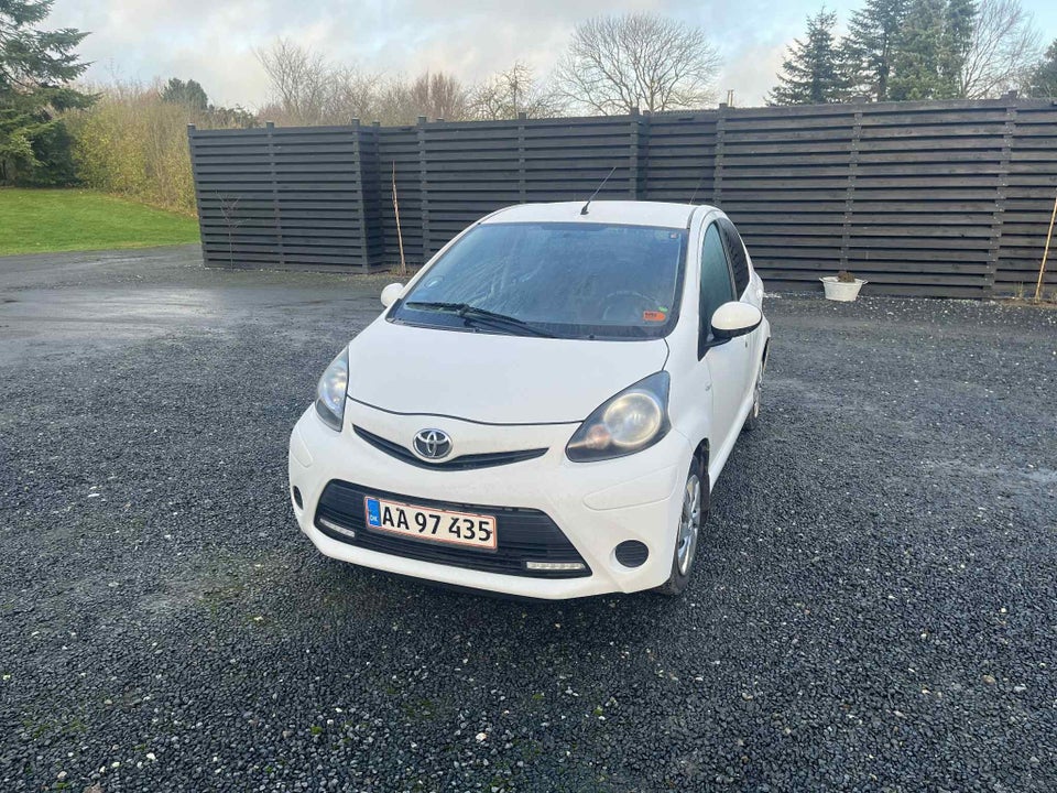 Toyota Aygo 1,0 VVT-i T1 5d