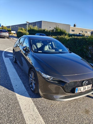 Mazda 3 1,8 SkyActiv-D 116 Cosmo 5d
