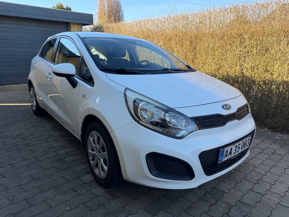 Kia Rio 1,2 CVVT Exclusive 5d