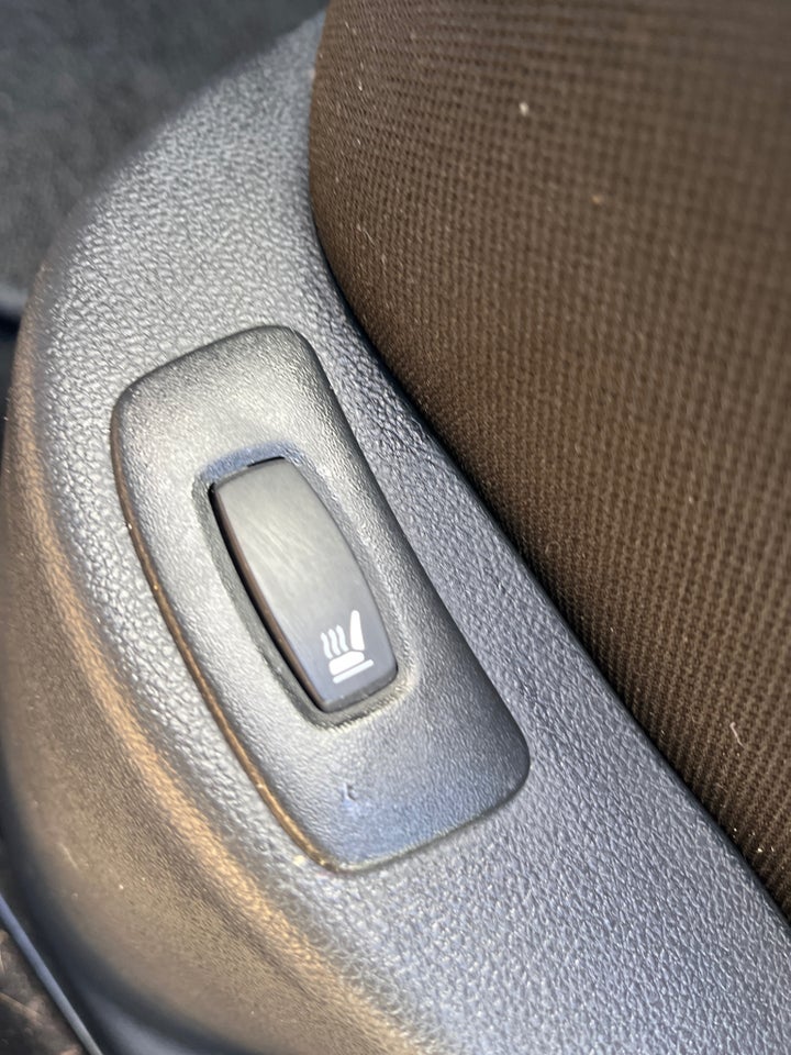 Renault Clio IV 0,9 TCe 90 Expression 5d