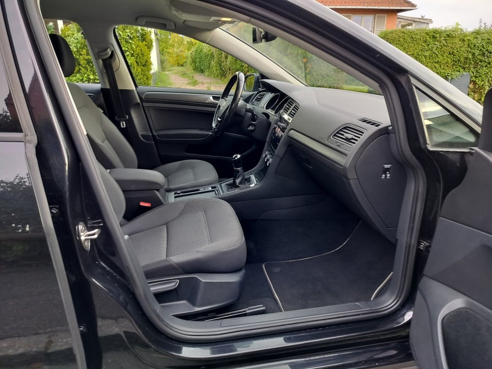 VW Golf VII 1,4 TSi 125 Comfortline BMT 5d