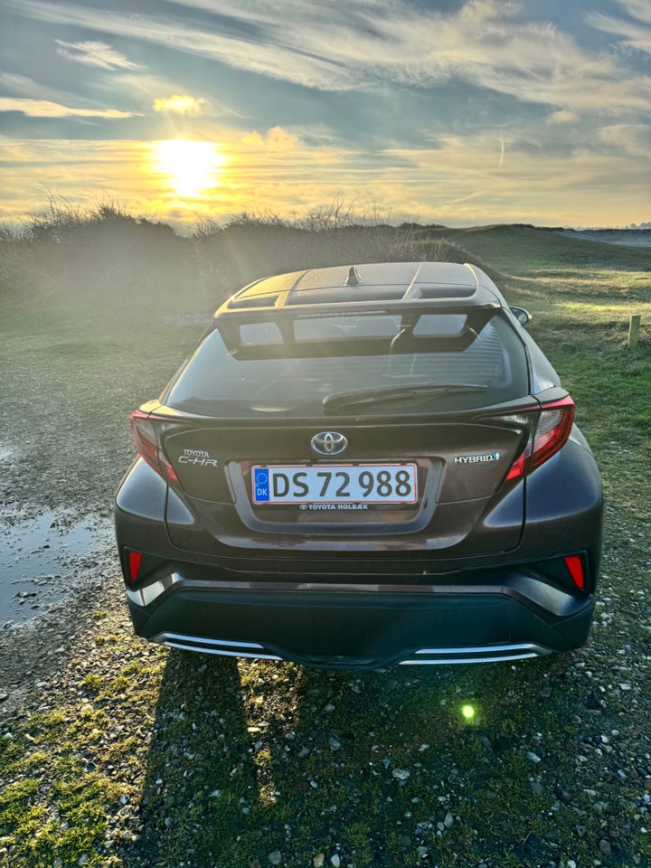 Toyota C-HR 2,0 Hybrid C-LUB CVT 5d