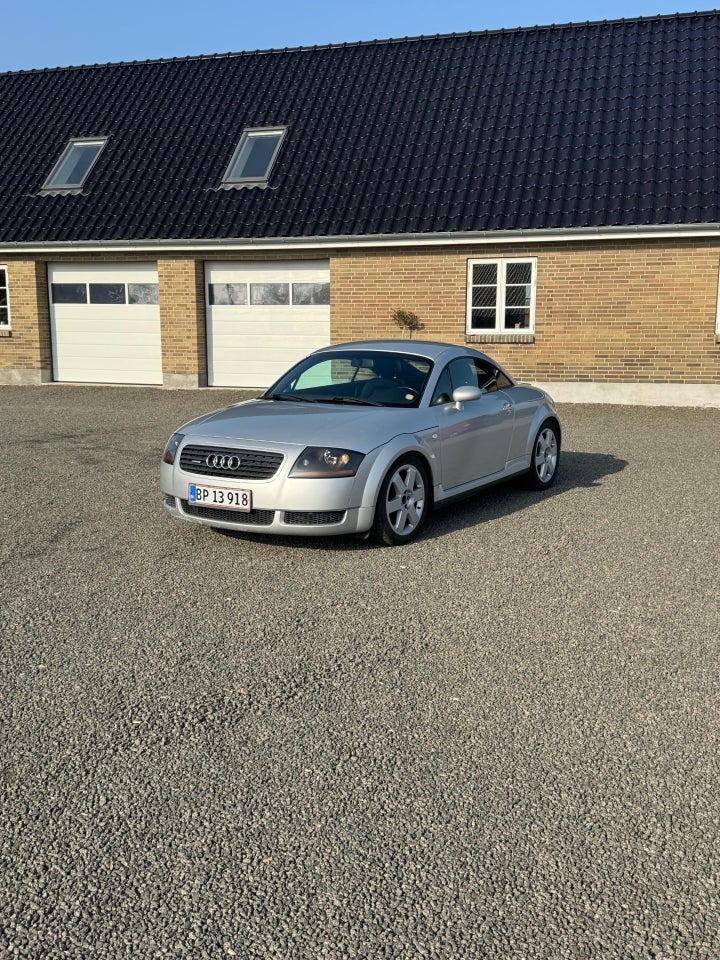 Audi TT 1,8 T 225 Coupé quattro 2d