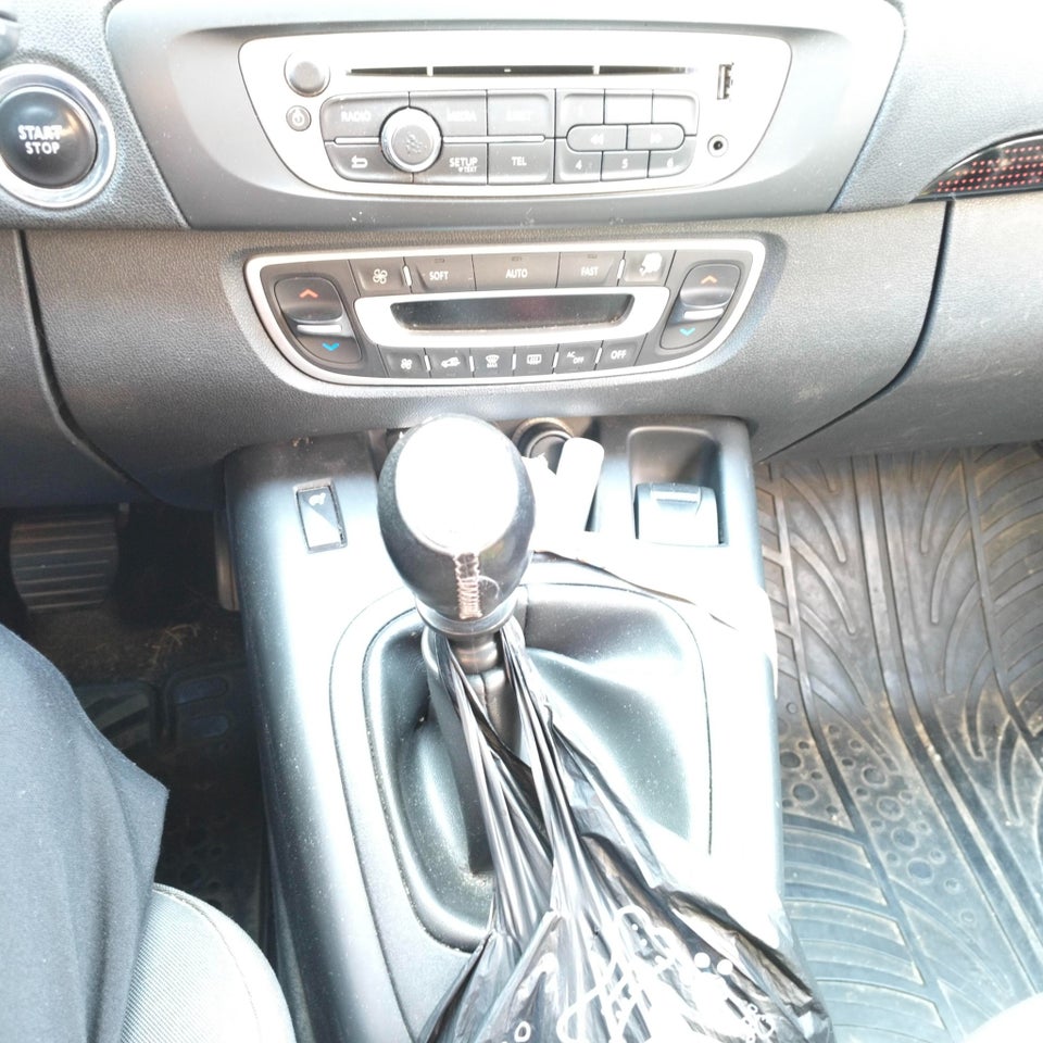 Renault Grand Scenic III 1,6 dCi 130 Expression 7prs 5d
