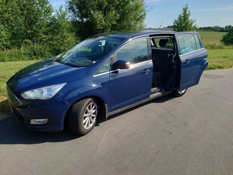 Ford Grand C-MAX 1,5 TDCi 120 Titanium 5d