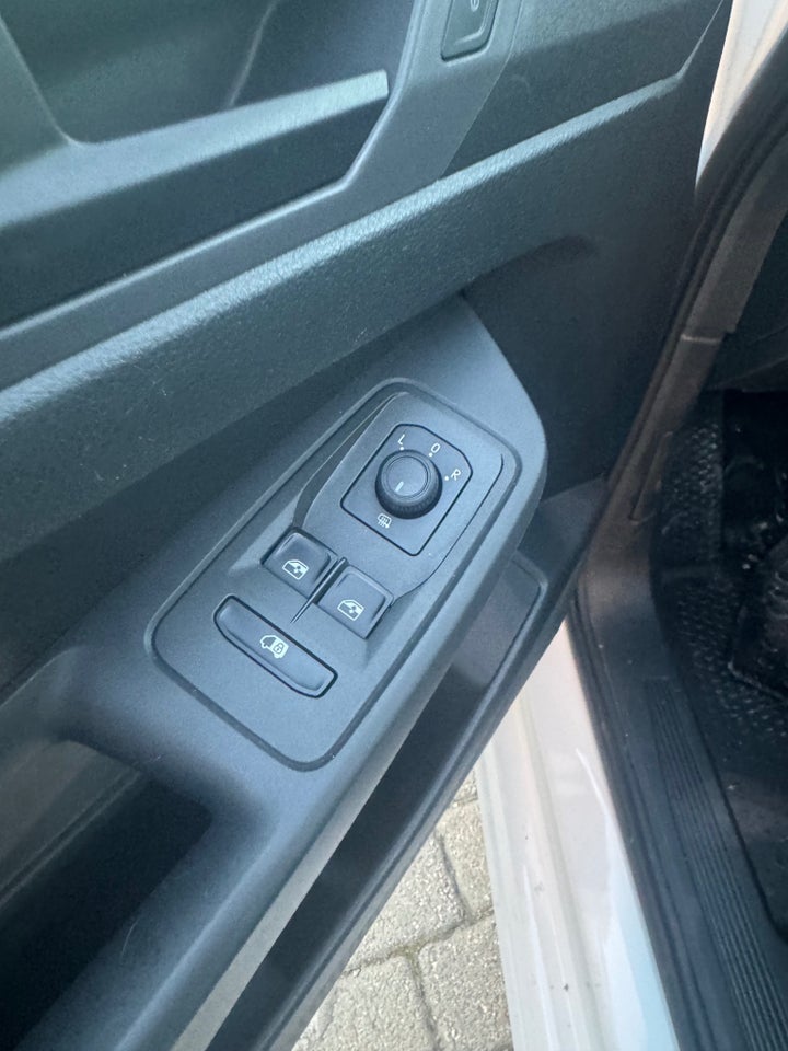 VW Caddy 2,0 TDi 102 Cargo