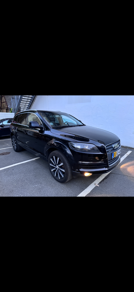 Audi Q7 3,0 TDi S-line quattro Tiptr. Van 5d