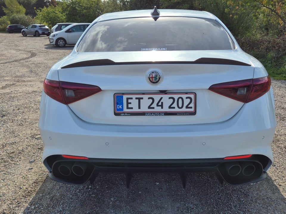 Alfa Romeo Giulia 2,9 V6 Quadrifoglio aut. 4d