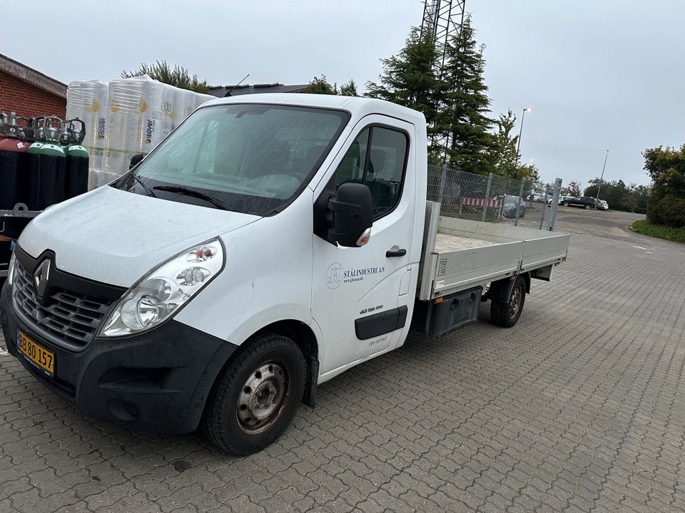 Renault Master III T35 2,3 dCi 135 L4 Ladvogn RWD 2d