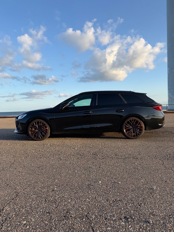 Cupra Leon 2,0 TSi Sportstourer DSG 4Drive 5d