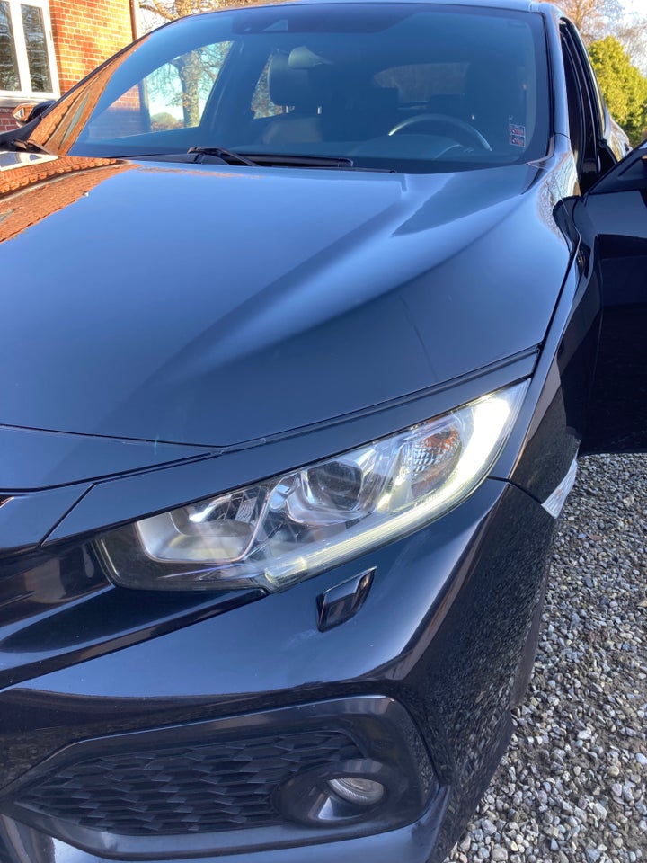 Honda Civic 1,6 i-DTEC Elegance aut. 5d