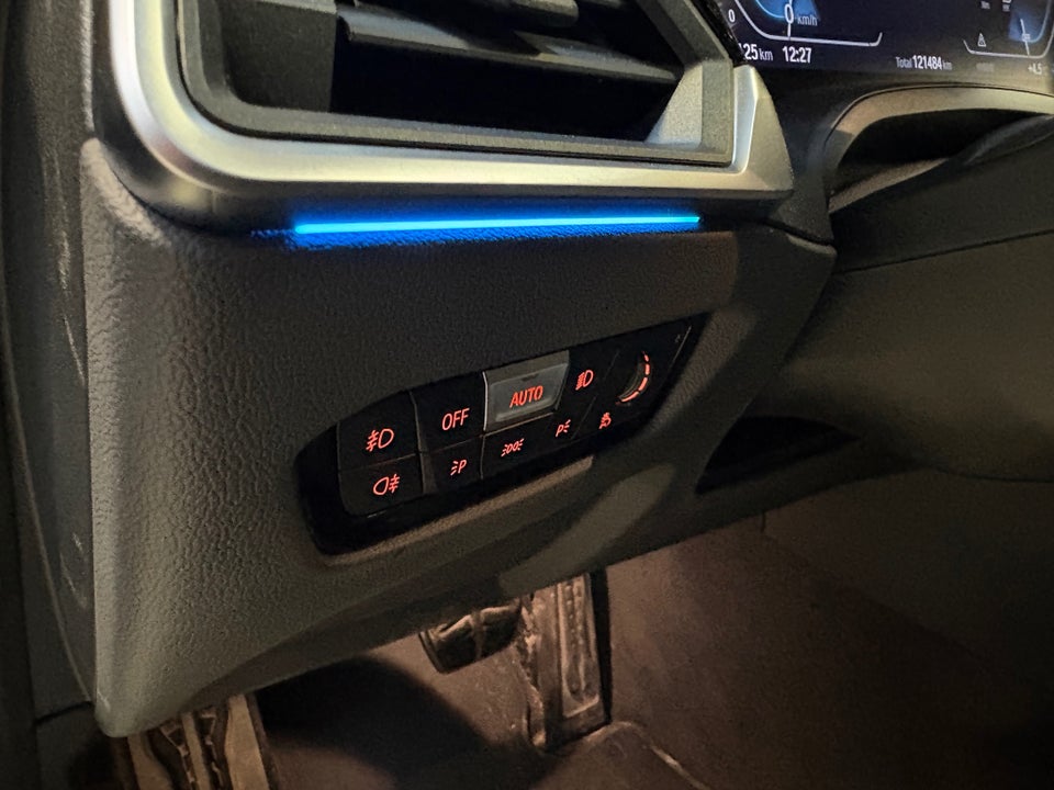 BMW 330e 2,0 Touring M-Sport aut. 5d