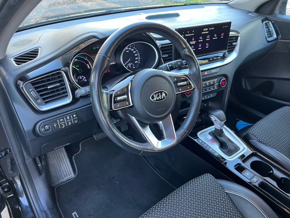 Kia Ceed 1,6 PHEV Upgrade SW DCT 5d