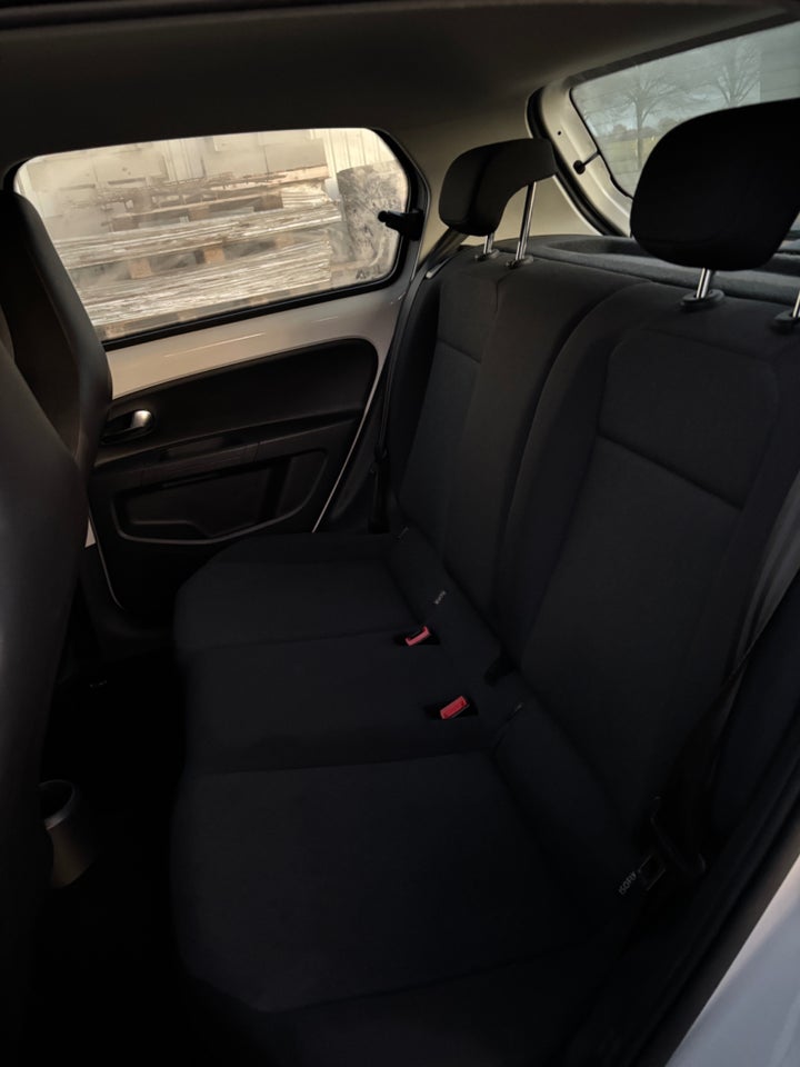 VW Up! 1,0 MPi 60 Move BMT 5d