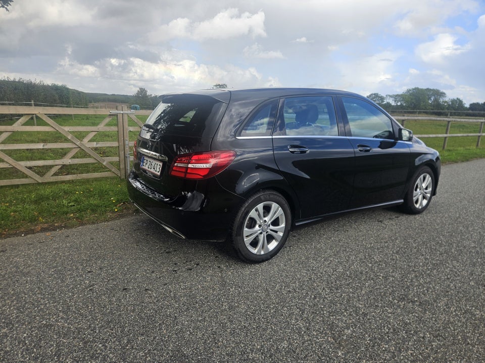 Mercedes B220 2,2 CDi aut. 5d