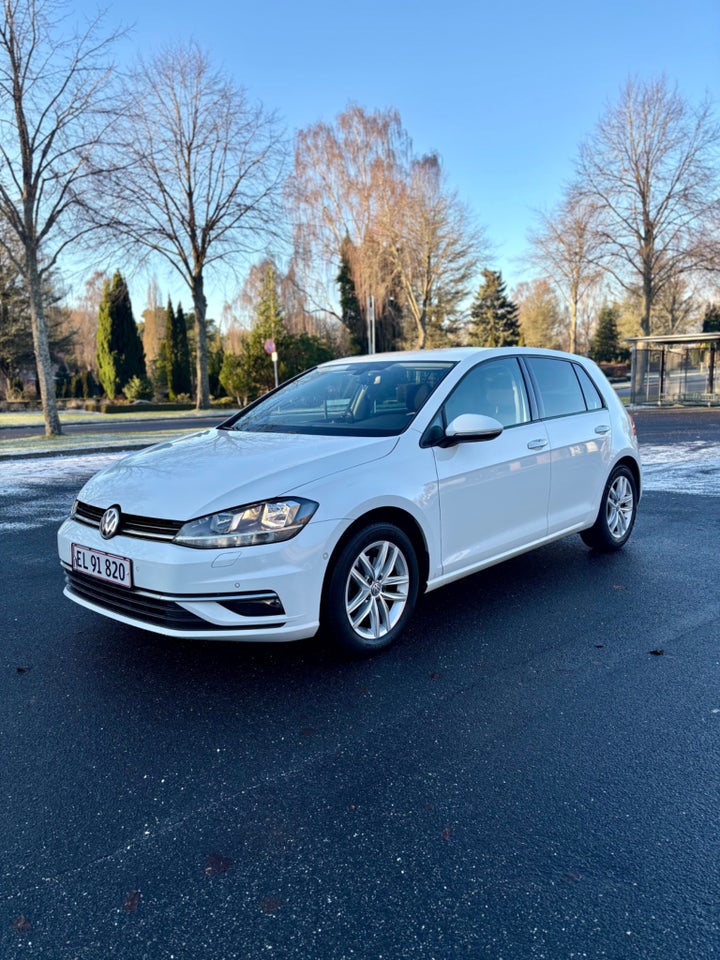 VW Golf VII 1,6 TDi 110 Highline Variant DSG BMT 5d