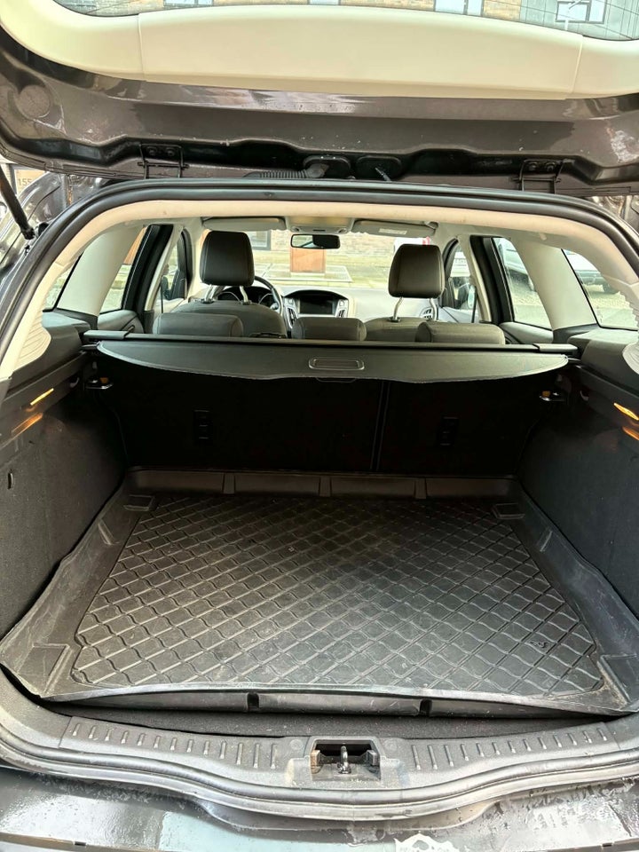 Ford Focus 1,0 SCTi 125 Titanium stc. 5d