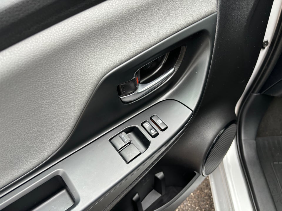 Toyota Yaris 1,5 Hybrid H2 e-CVT 5d