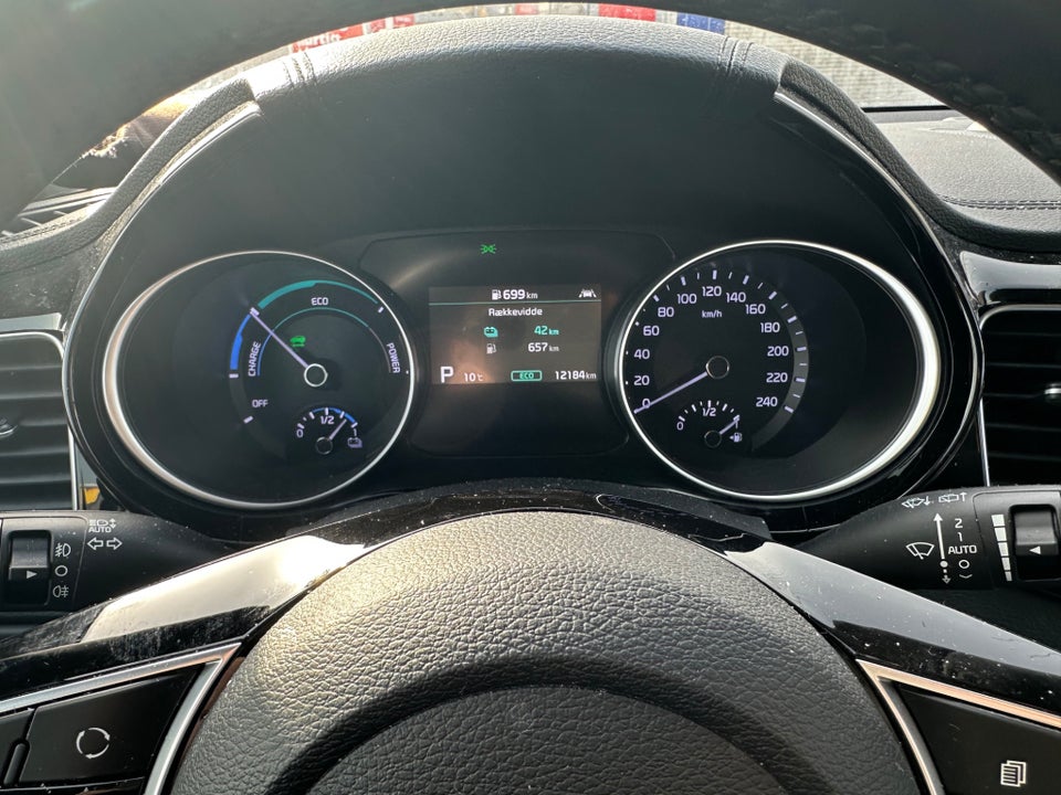 Kia XCeed 1,6 PHEV Upgrade DCT 5d