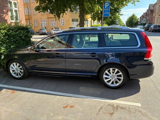 Volvo V70 2,0 T4 190 Summum aut. 5d