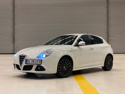 Alfa Romeo Giulietta 1,75 TBi Quadrifoglio Verde 5d