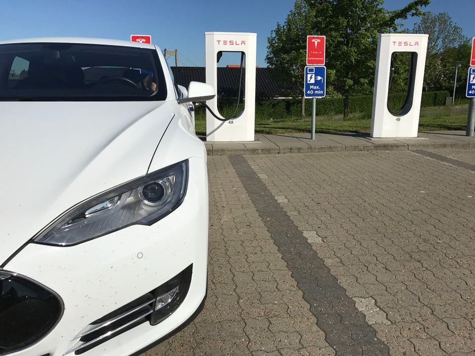 Tesla Model S 85 5d