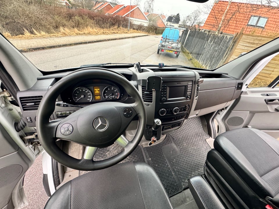 Mercedes Sprinter 516 2,2 CDi R2 Chassis aut. 2d