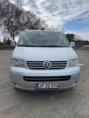 VW Multivan 3,2 V6 Highline aut. 5d