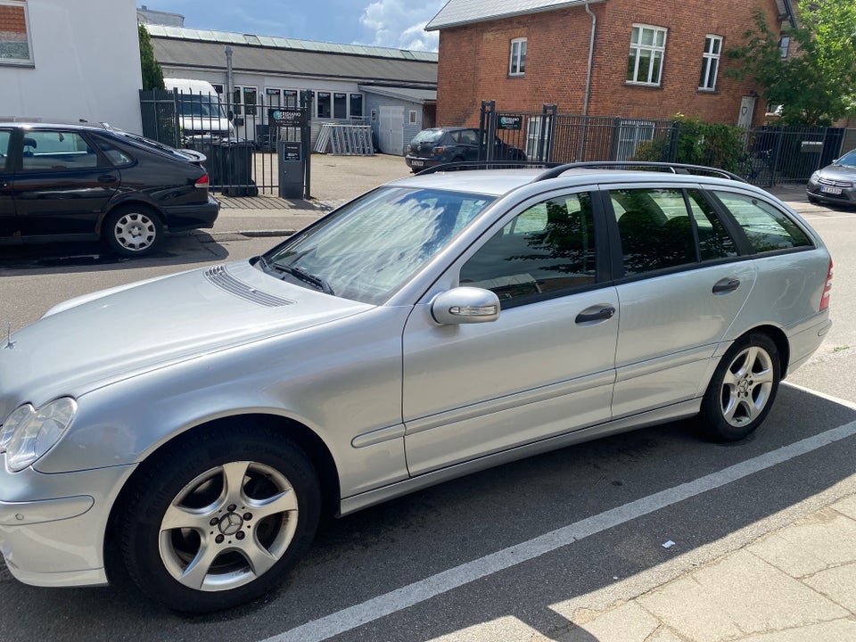 Mercedes C180 1,8 Kompressor Classic stc. aut. 5d