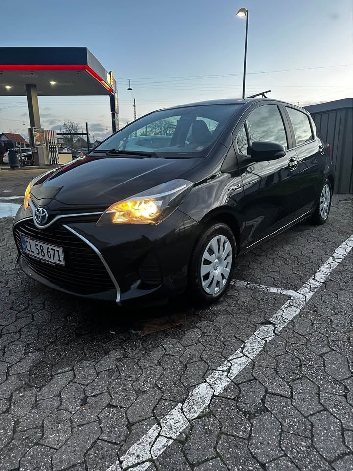 Toyota Yaris 1,5 Hybrid H2 Komfort e-CVT 5d