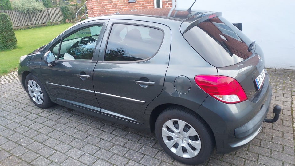 Peugeot 207 1,6 HDi 92 Comfort+ 5d