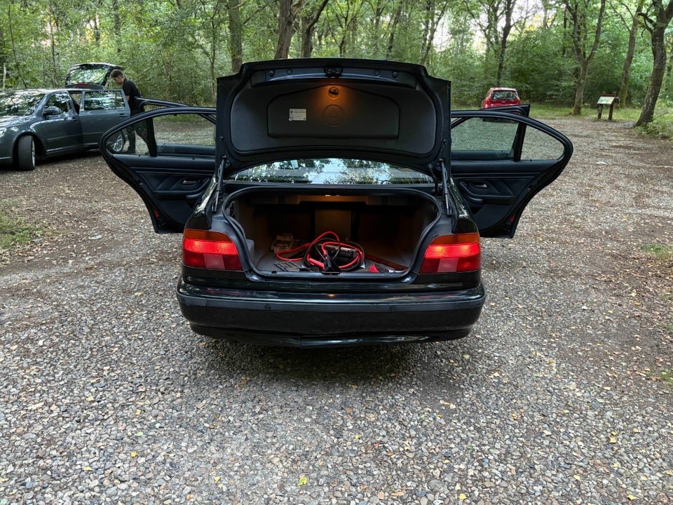 BMW 540i 4,4 Steptr. 4d