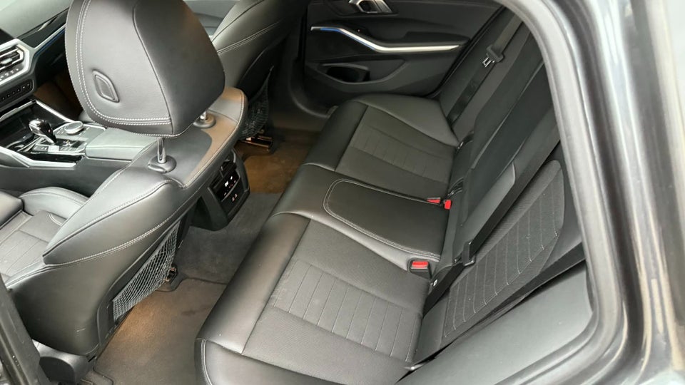 BMW 330e 2,0 Touring Sport Line aut. 5d