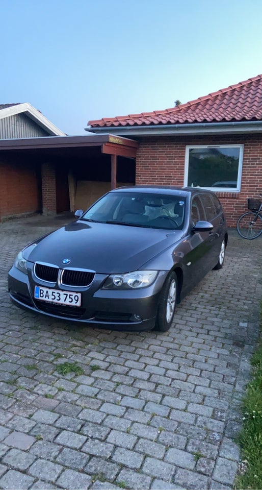 BMW 318i 2,0 Touring 5d