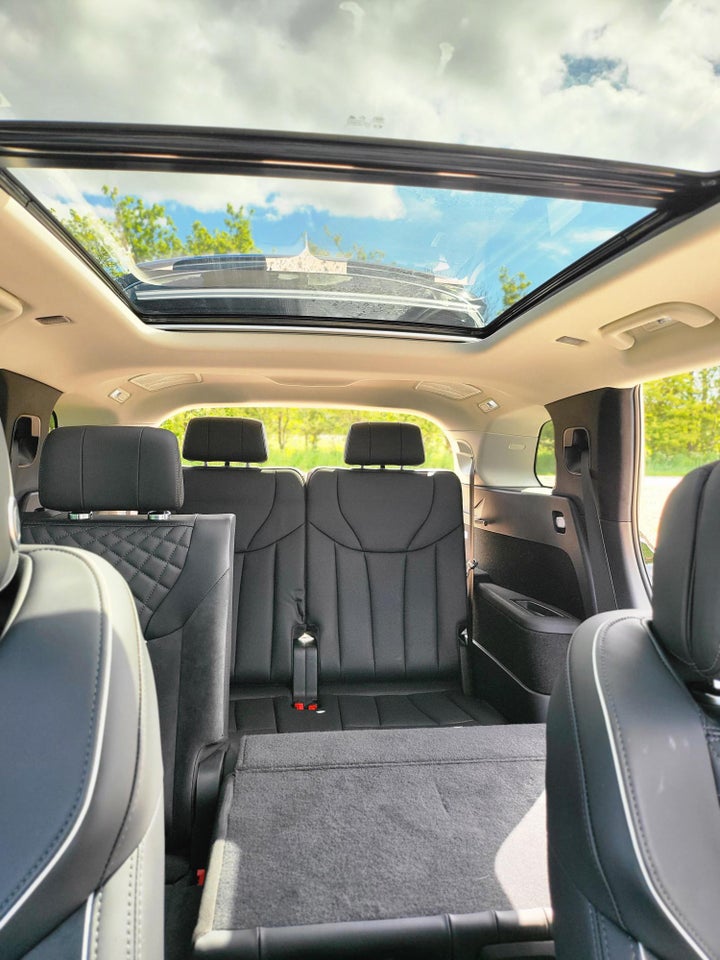 Hongqi E-HS9 99 Premium 5d