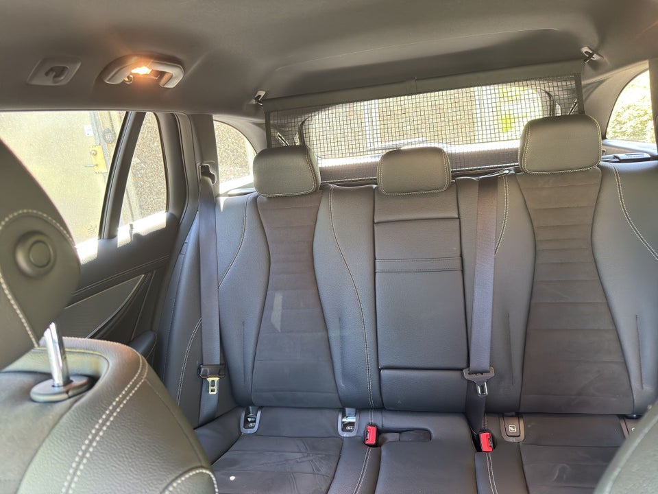 Mercedes E300 de 2,0 AMG Line stc. aut. 5d