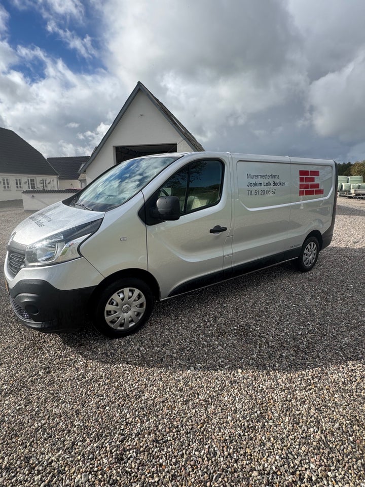 Renault Trafic T29 1,6 dCi 125 L2H1