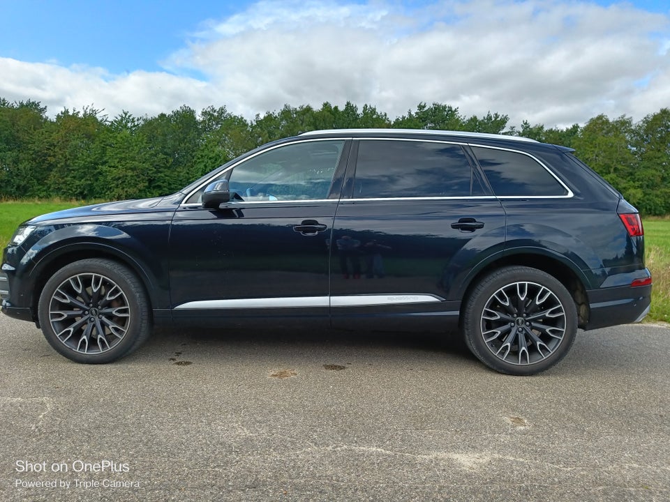 Audi Q7 3,0 TFSi quattro Tiptr. 7prs 5d